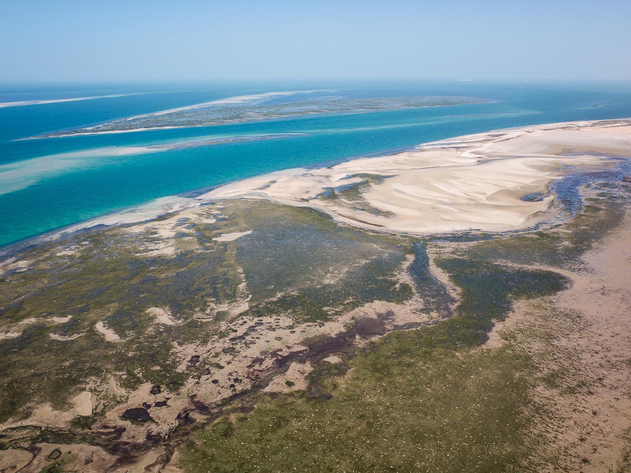 Marche le long de la côte